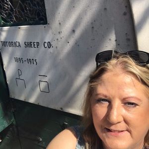 Meet your Posher, Joanne